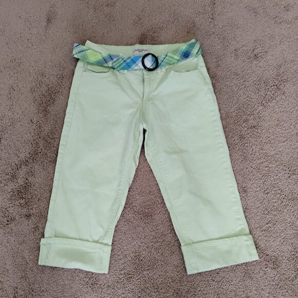 Woman's Capris St John"s Bay petite stretch with cuff Size 6P - Picture 3 of 12